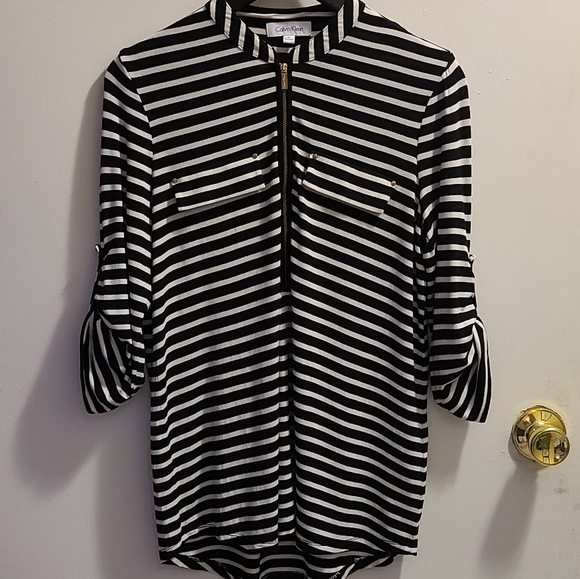 🍒2/$30-Striped Calvin Klein tunic - Picture 10 of 15